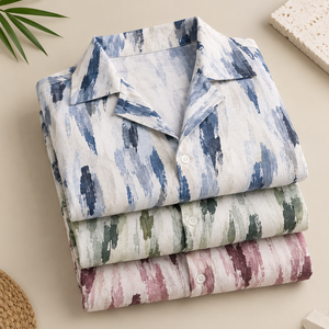 Camisa Moderna para Hombre con Cuello Camp Collar, 100% Algodón, Estampado Abstracto Flexible, Manga Corta, Estilo Casual de Playa, Corte Relajado, Moda de Verano para Vacaciones - Product Image 1
