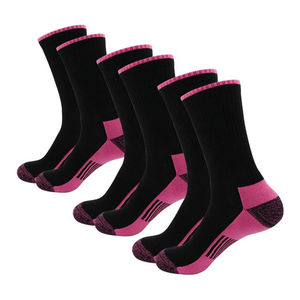 Chaussettes noires et roses pour hommes, chaussettes de sport respirantes en polyester et élasthanne, style décontracté d'été, chaussettes de style régulier - Product Image 1
