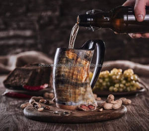 Mug en corne de buffle de qualité supérieure, fait main, finition rustique, matériau naturel durable, vaisselle élégante, option cadeau pour les amis - Product Image 3