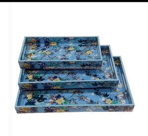 Ensemble 3 plateaux de service en bois imprimés décoratifs écologiques faits à la main, élégants et fonctionnels, multi-usages pour la cuisine à domicile. - Product Image 4