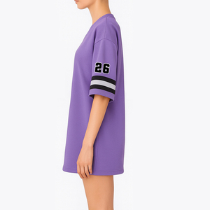 Robe de football surdimensionnée personnalisée pour femme, col en V, manches courtes, t-shirt long de sport, haut streetwear violet - Product Image 3