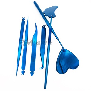 Pinzas para Pestañas de Acero Inoxidable de Alta Resistencia con Punta de Fibra, Marca RMI, Color Azul Plasma, para Volumen de Pestañas - Product Image 5