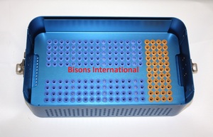 Bisons - Juego de instrumentos ortopédicos al por mayor: tornillos pediculares, varillas e instrumentos de unión cruzada - Estuche incluido - Product Image 1