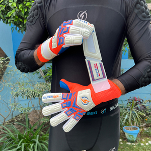 2026 New Latex Match Adult and Children's Professional Soccer Goalkeeper <b>Gloves</b> Manufacturer Factory in Pakistan - Product Image 2