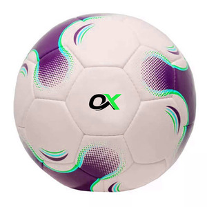 Ballon de football de haute qualité Oxva Industries pour un jeu de football aux couleurs personnalisées - Product Image 2