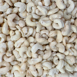 Factory Direct SANTIGO Cashew Vacuum Packed Cashew <b>Nuts</b> Kaju <b>Nuts</b> Short Leadtime - Product Image 1