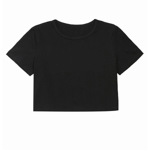 T-shirt court pour femme en coton doux, un essentiel de la garde-robe, conçu pour la mode et le confort au quotidien. - Product Image 2