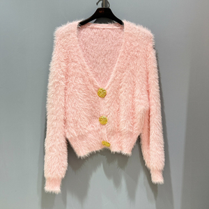 OEM personnalisable dames vêtements d'hiver à la mode Cardigan floue Jacquard manches longues tricots chauds Style décontracté pour les femmes - Product Image 1