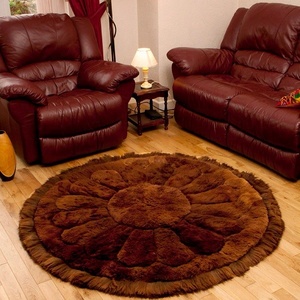 Tapis rond en fourrure d'alpaga de luxe avec motifs géométriques - Product Image 4