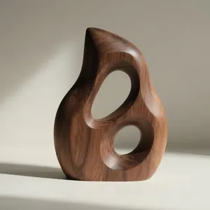 Escultura decorativa de madera para realzar el ambiente de la sala de estar y el diseño interior del hogar con un encanto rústico. - Product Image 4