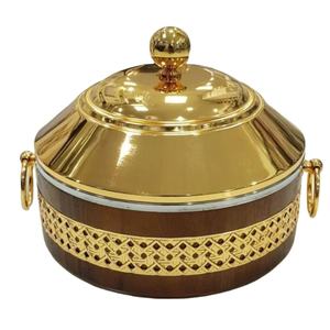 Hot Pot décoratif de conception de fantaisie avec le réchauffeur décoratif de buffet de table de couvercle doré pour des fournitures d'hôtel par le monde indien en métal - Product Image 1