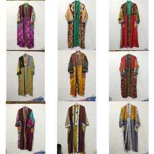 ชุดกิโมโนผ้าไหมพิมพ์ลายปะติดปะต่อสำหรับผู้หญิง คอวี ปิดด้วยเชือกผูก เอวผูกได้ ชุดนอนยาวแบบแม็กซี่ สไตล์วินเทจญี่ปุ่น เหมาะสำหรับเป็นของขวัญ - Product Image 1