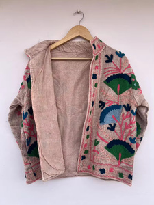Chaqueta Bomber Suzani Tejida a Mano en Jaipur, India, Bordado a Mano, 100% Algodón, Estilo Étnico Bohemio para Mujer, Otoño Invierno, Venta al Por Mayor - Product Image 2