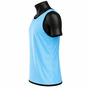 Maillot d'entraînement de football bleu clair personnalisé en maille, sans manches, respirant, séchage rapide, OEM ODM, vente en gros - Product Image 4