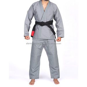 Uniforme de Karate de Alta Calidad en Oferta, Uniforme de Artes Marciales Económico y Duradero - Product Image 1