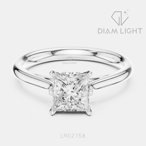 Bague de fiançailles en or blanc 14 carats avec diamant de laboratoire taille princesse 0,98 carat, certifiée IGI, bijoux fins pour femmes, cadeau idéal - Product Image 1