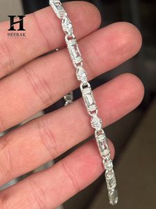 Pulsera de Lujo de Oro Blanco de 14K con Diamantes Alternados, Pulsera de Eslabones con Diamantes Cultivados en Laboratorio de Múltiples Formas (Baguette, Redondos, Marquesa) - Product Image 2