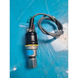 ชิ้นส่วนประกอบสายเคเบิลทำความร้อนด้วย cryopump 8112105 CTi ใช้เป็นชิ้นส่วนอุปกรณ์เซมิคอนดักเตอร์รุ่นเก่า - Product Image 1