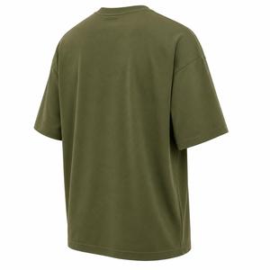 Camiseta de algodón de manga corta con cuello redondo y estampado frontal para hombre, color verde oliva, estilo casual, antiarrugas, MOQ bajo - Product Image 4
