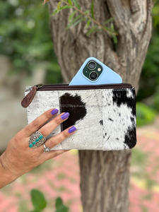 Nuevo estilo occidental Hair On Hide Colorful Tooled Fur Leather Clutch Mujeres Diseñado Monedero Venta caliente Tooled Leather Unique Wallet - Product Image 5