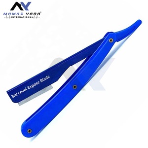 Rasoir professionnel à lame exposée bleu mat pour barbiers, rasoir de barbier à bord droit avec logo personnalisé - Product Image 1