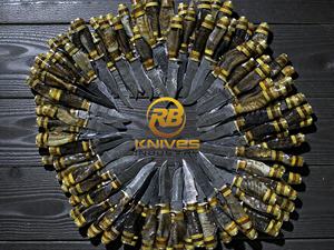 Lote de 20 Cuchillos de Caza Profesionales de Acero de Damasco Hechos a Mano de Alta Calidad con Mango de Cuerno de Carnero, Servicio OEM Disponible, 3 Años de Garantía - Product Image 6