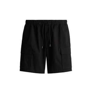 Shorts décontractés pour hommes, coupe ample, idéaux pour une utilisation confortable, design simple, mouvements fluides et look épuré. - Product Image 1