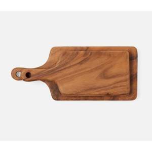 Grandes planches à découper en bois durable avec grain de bois naturel, idéales pour couper les légumes, les fruits, la viande et le pain. - Product Image 1