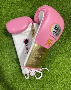 No Boxing No Life MMA Gants de Kickboxing en Cuir de Vachette Véritable à Lacets pour Entraînement et Sparring, Anti-Humidité et Antidérapants - Product Image 1