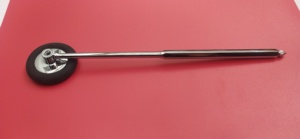 Marteau de réflexes neurologiques Taylor avec tête rouge discrète en acier inoxydable – Outils et fournitures pour médecins - Product Image 3