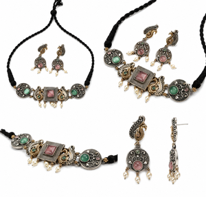 Collier ras-du-cou et boucles d'oreilles de mariage en laiton bicolore finition antique, style bohème ethnique vintage, avec zircon et motif floral serti clos, design audacieux - Product Image 3