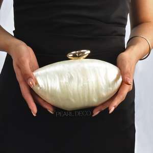 Bolsos de mano y carteras de resina epoxi con forma de huevo, metálicos, brillantes, de moda, para mujer, para fiestas y bodas, de UO - Product Image 5