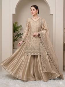 Ensemble Salwar Kurta Sharara en soie brodée Shivam Hub, longueur ras du sol, avec Dupatta et sequins, tenue ethnique pour femme, idéal pour les fêtes, mariages, Diwali, usage quotidien - Product Image 4