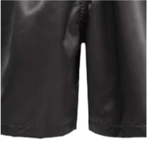 Pantalones Cortos de Boxeo de Satén Negro Premium con Franja Lateral Dorada con Diseño Griego - Pantalones Profesionales de Muay Thai y Kickboxing para Hombre/Mujer - Product Image 3