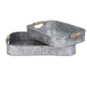 Bandeja decorativa de metal galvanizado rústico con asas de madera, bandejas rectangulares para servir, Juego de 2, hechas a mano en la India - Product Image 1