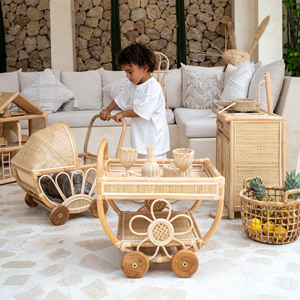 Carrito de juguete de mimbre de madera para niños, juguete de simulación para fiestas de té imaginativas. - Product Image 4