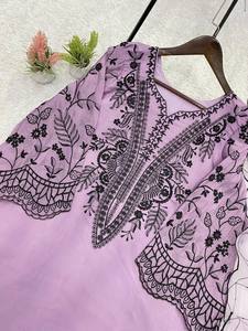 Conjunto de 3 piezas de kurta y palazzo rectos en morado lavanda, estilo indio-pakistaní, informal, para fiestas, de algodón, salwar kameez. - Product Image 6