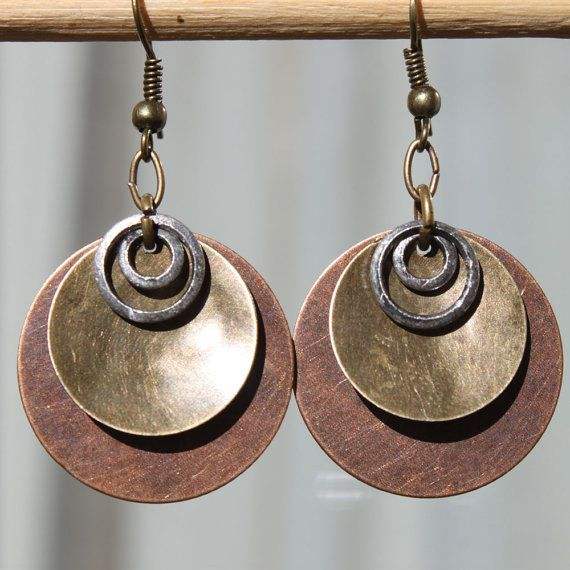 สีน้ำตาล