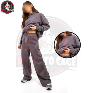 Survêtements pour hommes à logo personnalisé, à capuche, décontractés, unis, pour l'entraînement et le jogging, en matière de haute qualité, coupe épaules tombantes et style évasé - Product Image 3