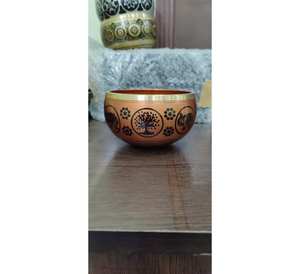 Bols chantants traditionnels en laiton faits à la main, très demandés - Ensemble multi-pièces pour la décoration intérieure et la méditation - Product Image 1