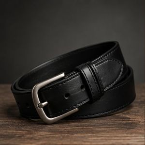Cinturón de Cuero Genuino Negro Sólido con Hebilla Rectangular Plateada Formal para Hombre Duradero - Product Image 1