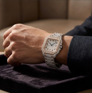 นาฬิกาผู้ชายคุณภาพสูงจากอินเดีย ประดับเพชรโมอิสซาไนต์ VVS1 สี DEF ทรงกลม ตัวเรือนสแตนเลสสตีล 316L ดีไซน์หรูหรา - Product Image 3