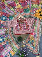 Sari de soirée TENNECY pour femme en soie Chinon, longueur cheville, avec bordure à passepoil, pompons Latkan, travail miroir authentique, entièrement cousu