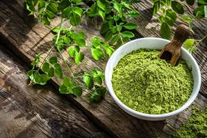 Poudre de feuilles de Moringa naturelle pour l'approvisionnement en ingrédients à base de plantes, poudre de feuilles vertes de qualité supérieure pour l'alimentation, les boissons et la vente au détail - Product Image 5