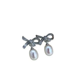 Boucles d'oreilles en perles d'eau douce naturelles de forme nœud, 6-7 mm, Aurora, impeccables, petites, style féminin de niche, design goutte d'eau - Product Image 5