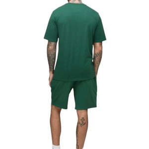 Ensemble 2 pièces T-shirt et short vert pour homme, best-seller, design et logo personnalisables, qualité supérieure, respirant pour homme - Product Image 6