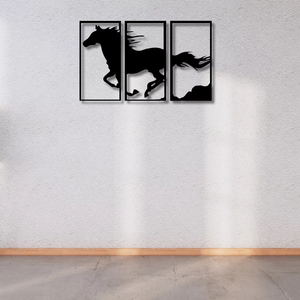 Art mural moderne en fonte à 3 panneaux représentant un cheval au galop |   Grande décoration murale en métal noir |   Décoration murale découpée au laser - Product Image 4