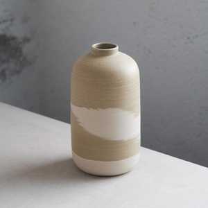 Vase en céramique décoratif contemporain personnalisé, style vintage, luxe, grande taille, émail, par UO - Product Image 2