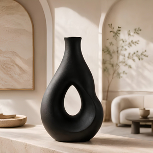 Vase Sculptural Moderne en Aluminium, Centre Creux, Finition Mate Foncée, Décoration de Table Durable pour la Maison |   Centre de table élégant - Product Image 4