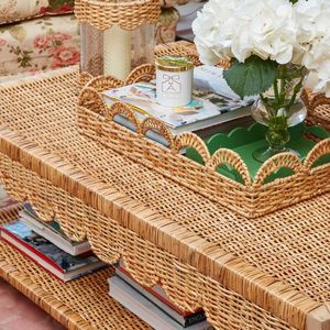 Plateau de service en rotin tressé artisanal, moderne, écologique et de qualité supérieure, au design luxueux pour les mariages et les événements à domicile - Product Image 3